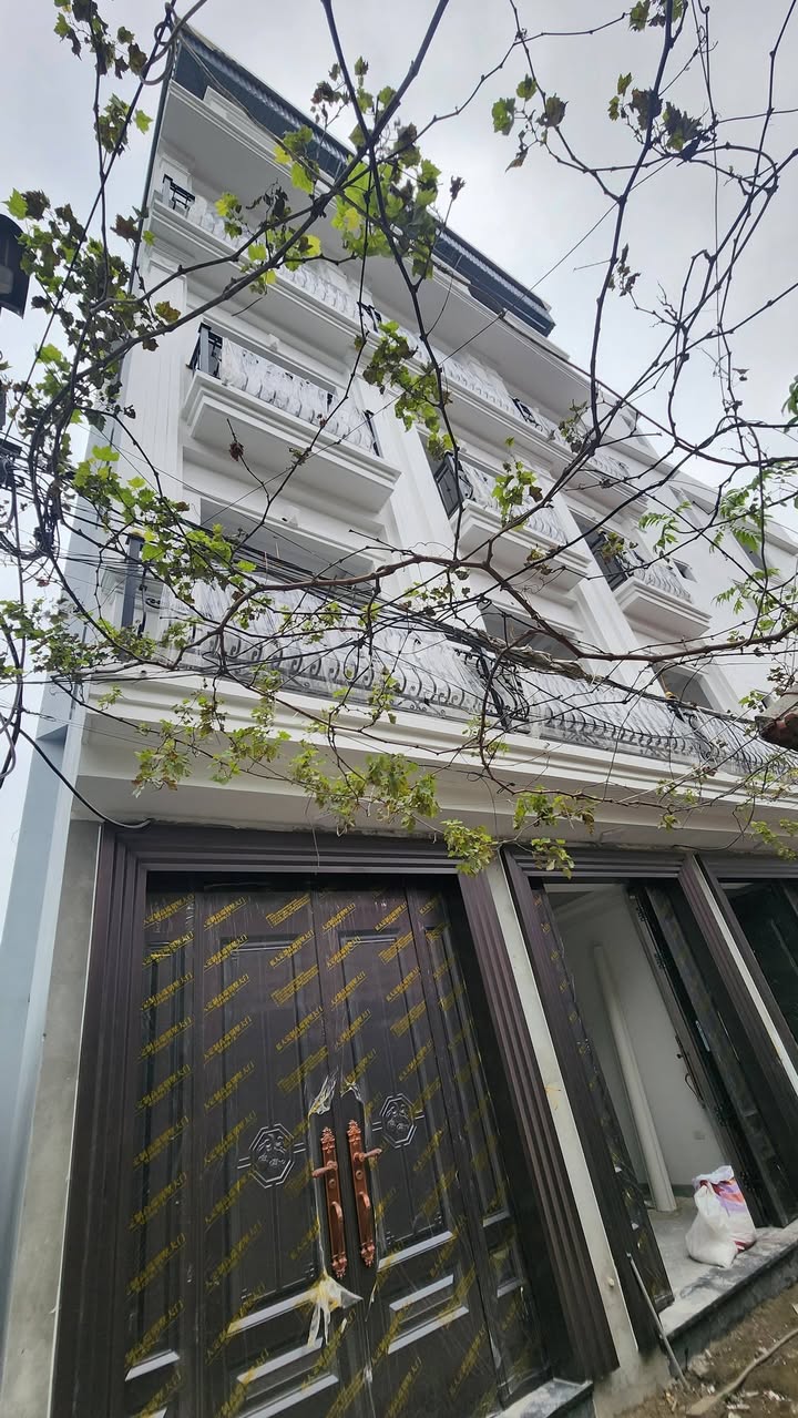 Nhà 4.5 Tầng 31m² Ngõ 3m Bích Hòa - Giá 6 Tỷ Tốt