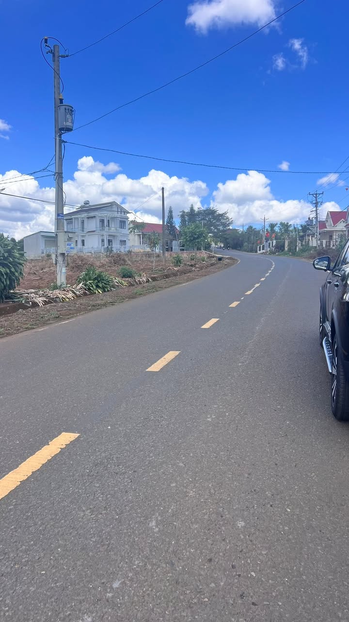 Bán đất Phúc Thọ 1000m² - Mặt tiền đường nhựa 724, gần chợ Tân Hà