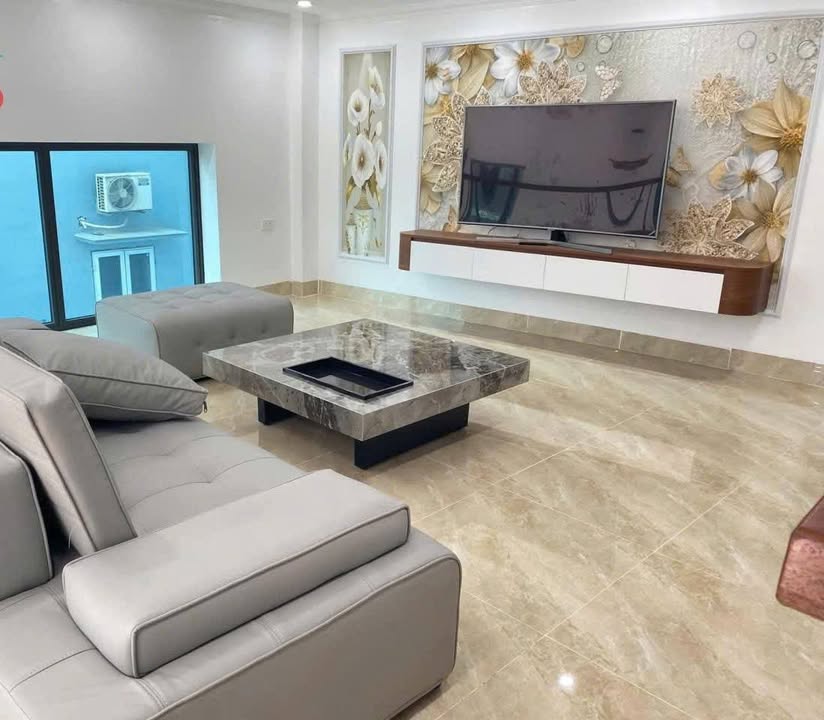 Nhà 3 Tầng Lý Thái Tổ, Hoa Lư 52m² - 4 Tỷ, Hướng Đông Nam