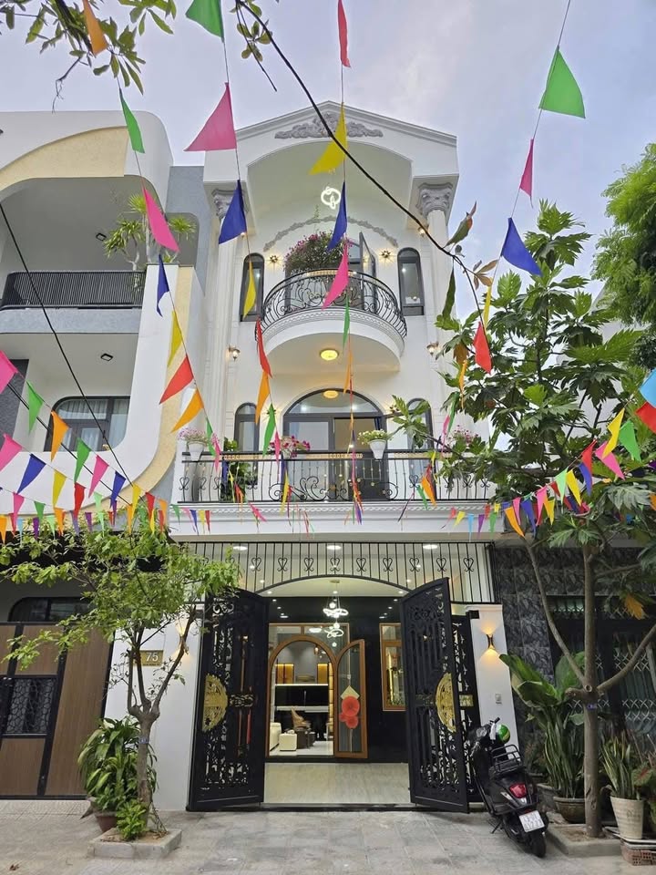 Nhà 3 Tầng Mặt Tiền Đường 5.5m Hòa Minh, Liên Chiểu - 7.95 Tỷ