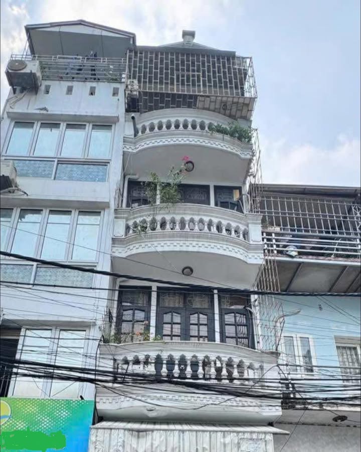 Cho thuê nhà Vạn Phúc Hà Đông 81m² - Ô tô đỗ cửa, Full nội thất