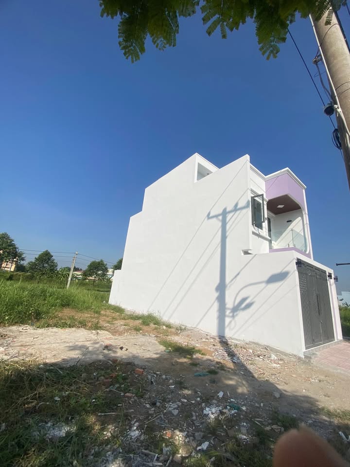 Nhà 80m² Sài Gòn Village Nhà Bè - 3PN, 3WC, Sân Thượng - Giá 4.5 Tỷ