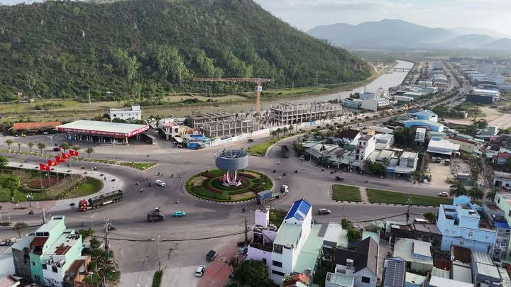 Shophouse Solera Quy Nhơn 314m² - Mặt tiền Hùng Vương, Sổ hồng lâu dài