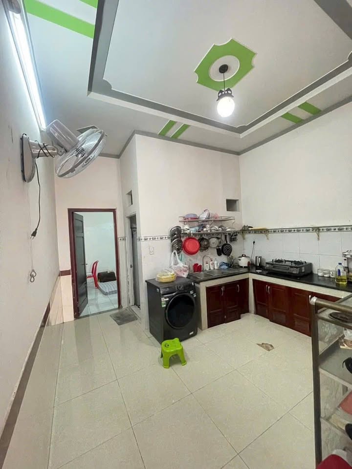 Nhà 70m² Phường Đông Hòa, Dĩ An - 4PN, Xe Hơi Tận Cửa, Sát Làng Đại Học