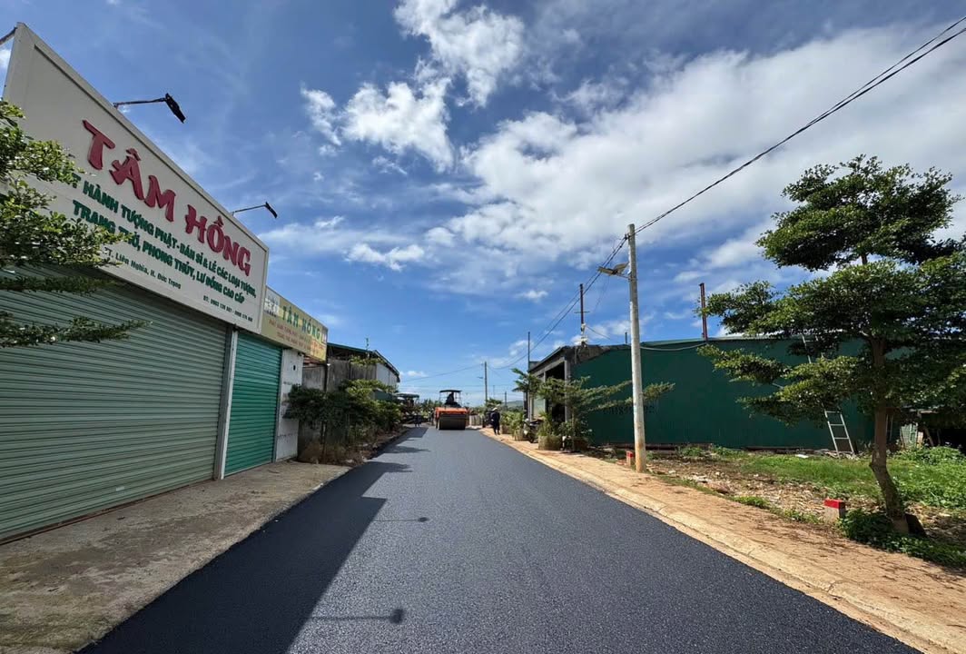 Bán Đất Nền Mặt Tiền Nguyễn Văn Cừ, Đức Trọng - 145m² Sẵn Sổ