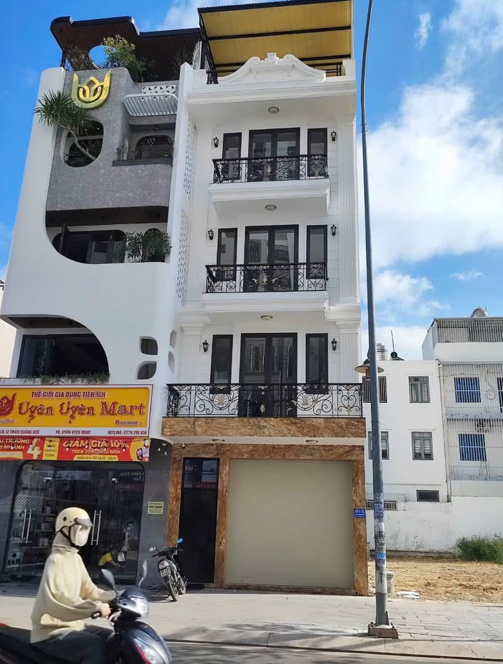 Mặt Tiền Thích Quảng Đức Nha Trang - 95m² 4 Tầng, Kinh Doanh Đỉnh Cao, Giá 40 Triệu