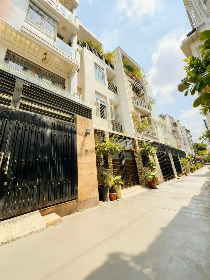 Nhà Lô Góc Đặng Văn Ngữ, Phú Nhuận - 42m² - 6.7 Tỷ TL - Hẻm 4m