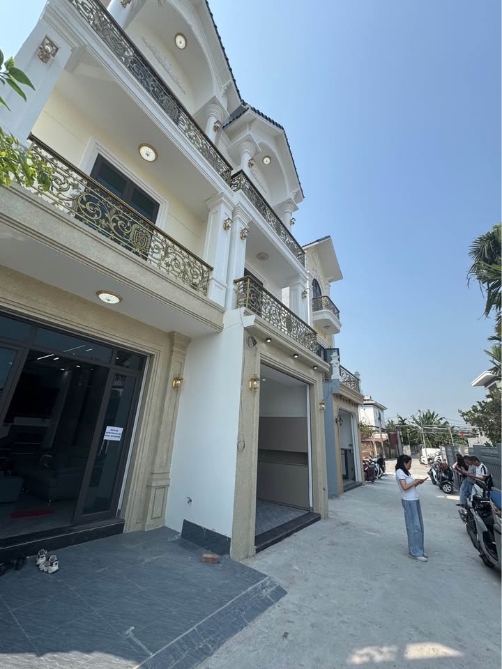 Nhà Góc 3 Tầng 52m² - Bắc Hưng, Tiên Lãng - Hướng Đông Tứ Trạch