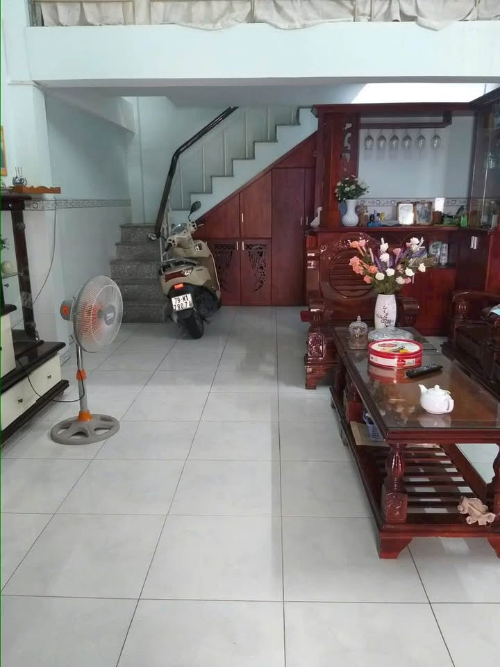 Nhà Mặt Tiền Ngô Đức Kế Nha Trang 37.5m² - Kinh Doanh Đắc Lợi