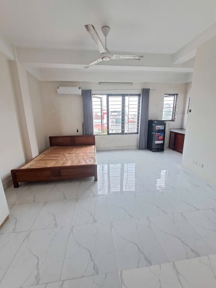 Cho thuê phòng trọ CCMN Tôn Thất Tùng 4.2 triệu - Full nội thất, giờ giấc tự do