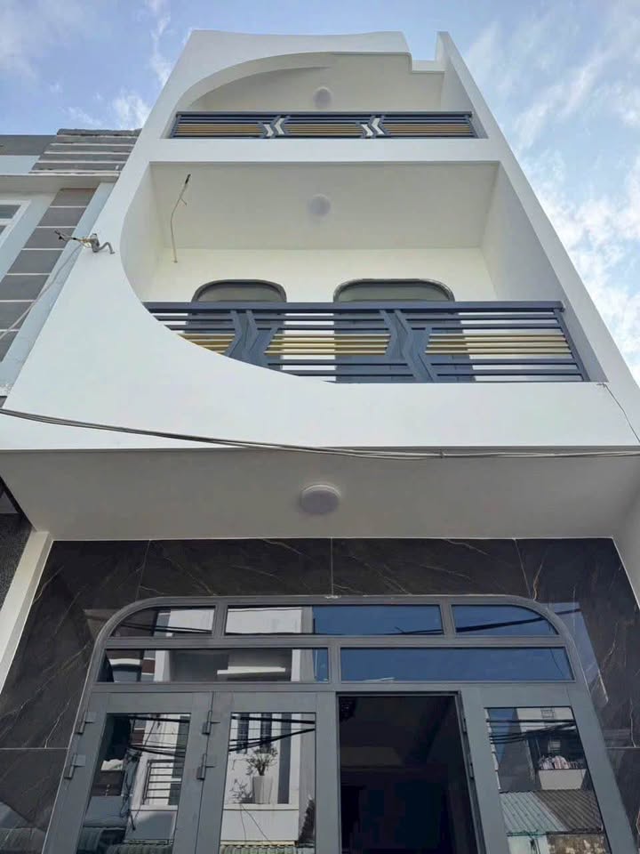 Nhà 3 Tầng Mặt Tiền Thành Thái, Quy Nhơn - 52m² Kinh Doanh/Ở