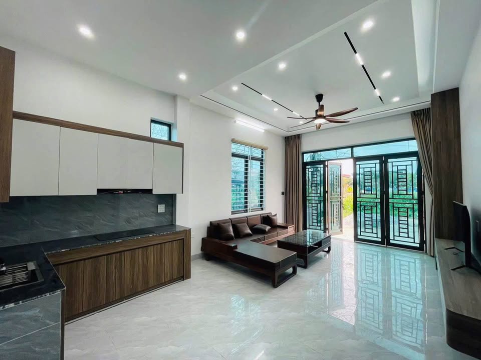 Nhà 2 Tầng 60m² Hơn 2 Tỷ Tại TT Thanh Hóa - Sẵn Nội Thất, Ô Tô Đỗ Cửa