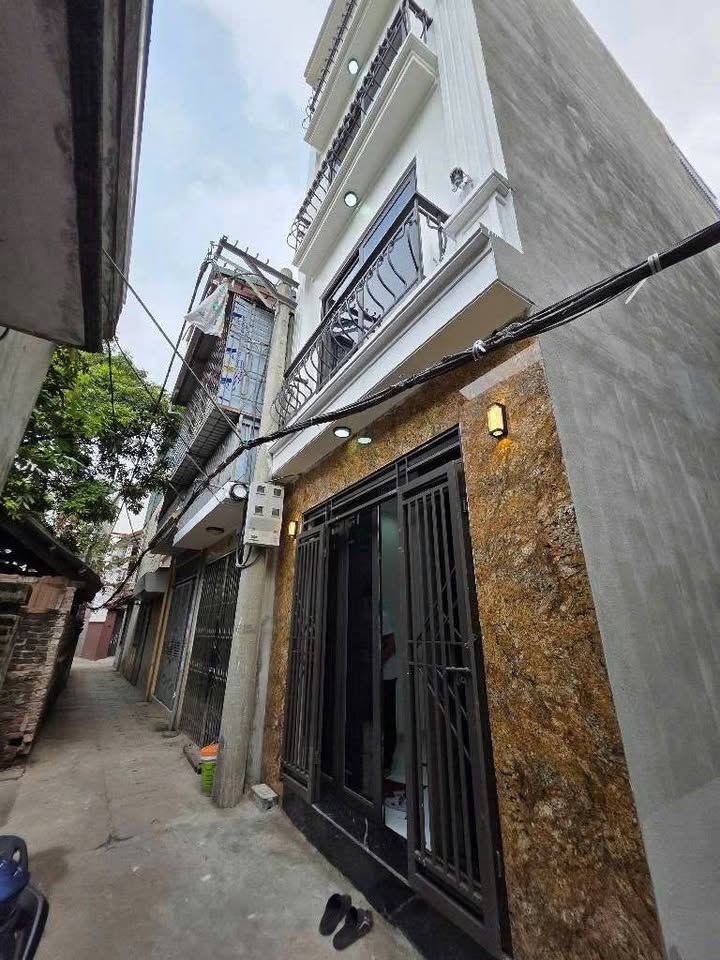 Nhà 40m², 4 Tầng, Dương Nội, Hà Đông - Sổ Đỏ Vuông Vắn Giá Đầu Tư