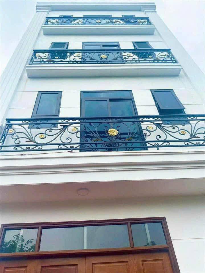 Nhà 40m² 4 Tầng Full Nội Thất - Mỹ Hưng, Hà Nội - Sẵn Sàng Ở Ngay