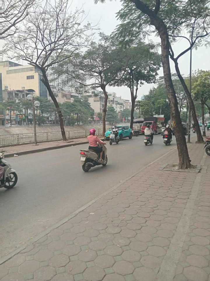 Bán Đất Khương Đình 80m² - Mặt Tiền Rộng, Ô Tô Vào Nhà, Xây Tòa CHDV