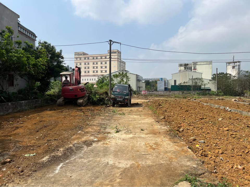 Bán Đất Lô Góc 92m² Sổ Đỏ Full Thổ Cư Tại Lương Sơn, Phú Thọ - Giá 2 Tỷ