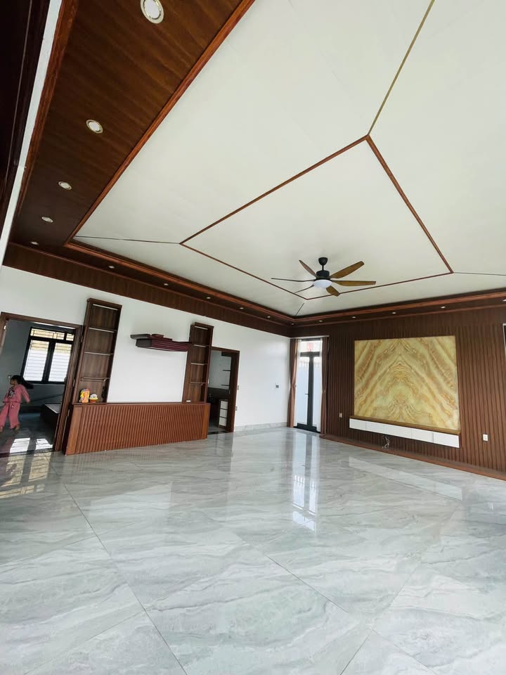 Biệt thự mini Tân Thịnh, Thái Nguyên 370m² - Hướng Đông, Sẵn Sàng Ở Ngay