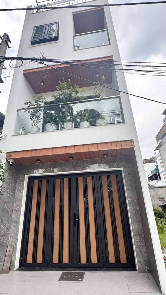 Nhà 58m² Ngọc Thụy, Long Biên - Ô tô tránh, Full nội thất, Sẵn sàng ở ngay!
