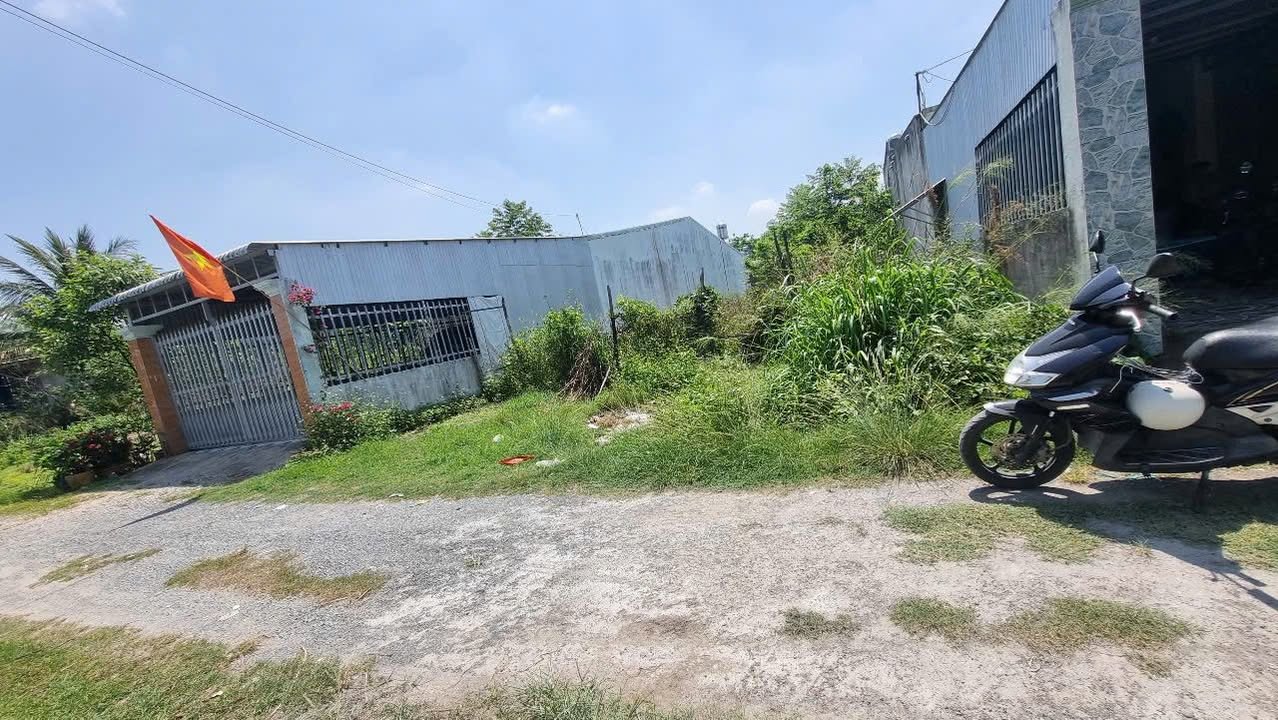 Đất Nền Lai Hưng Bến Cát 200m² - Sổ Hồng Sẵn Sàng, Giá Chỉ 9xx Triệu