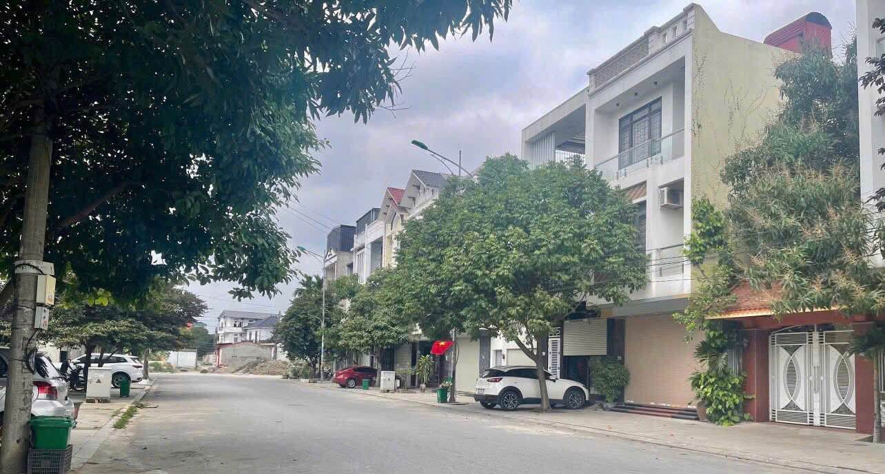 Bán đất mặt đường Lê Huy Toán, Quảng Thắng, Thanh Hóa - 90m², 4 tỷ