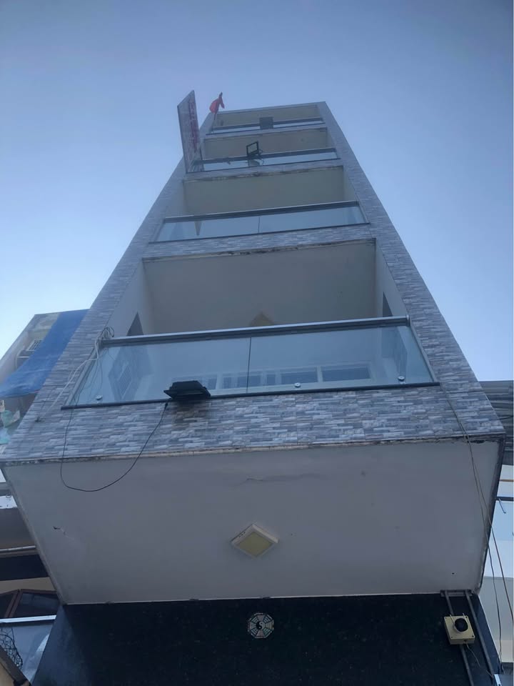 Nhà Mặt Tiền Lò Gốm Quận 6 - 36m², 4 Tầng - Giá 7.6 Tỷ