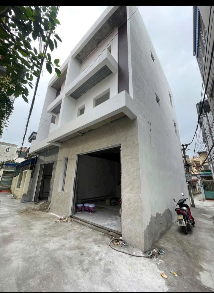 Nhà 3 Tầng Ngõ Phù Nghĩa, Nam Định - 52m² Giá 2.35 Tỷ