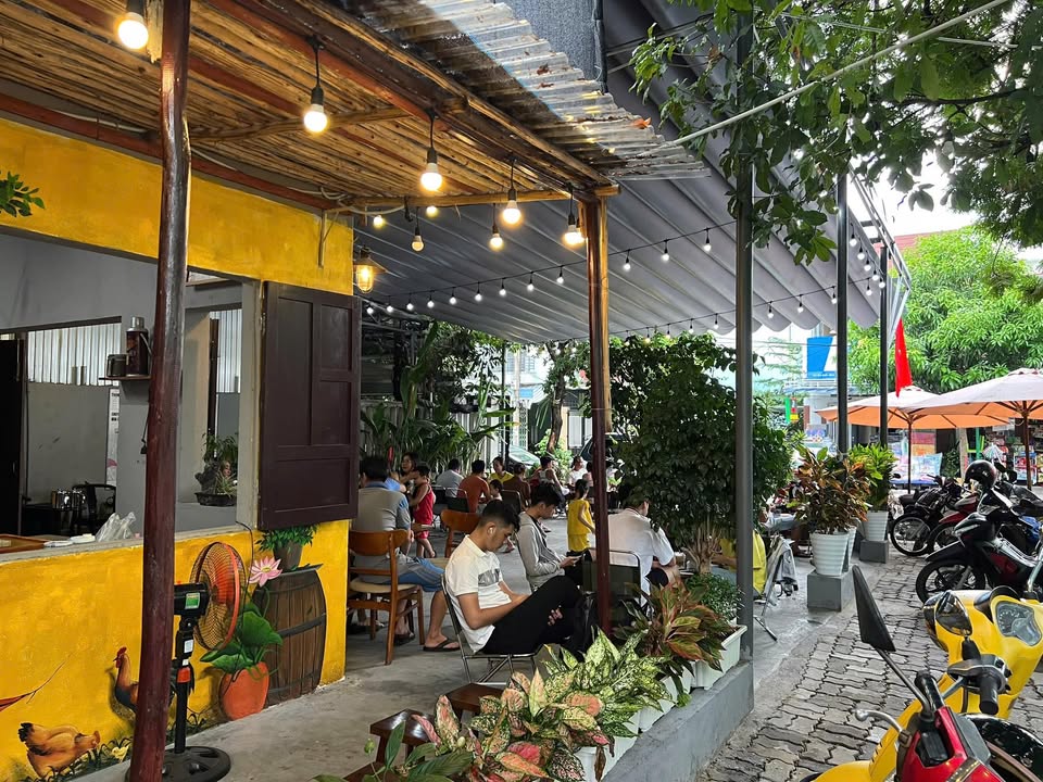 Mặt bằng kinh doanh đường Đô Đốc Bảo, Cẩm Lệ - Sẵn sàng hoạt động chiều tối