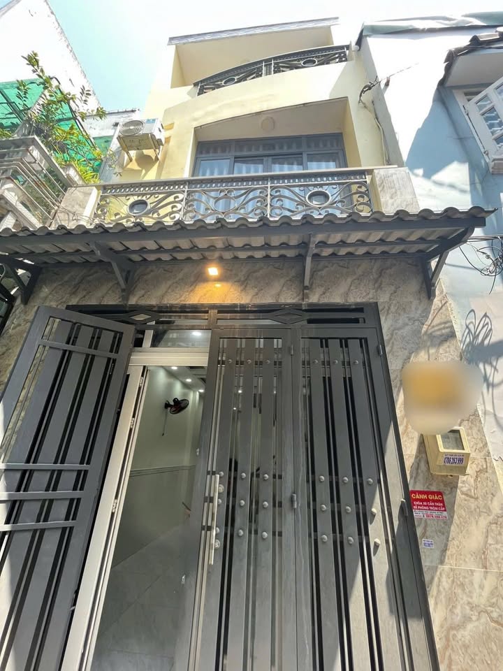 Nhà Cho Thuê Gò Vấp - 4PN, 3 WC, Hẻm Xe Hơi, 12 Triệu/Tháng