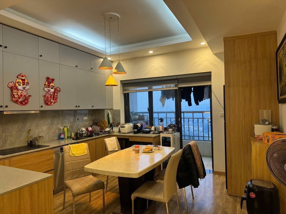 Chung cư Kinh Đô Tower 116m² - View Sông Hồng Lộng Gió