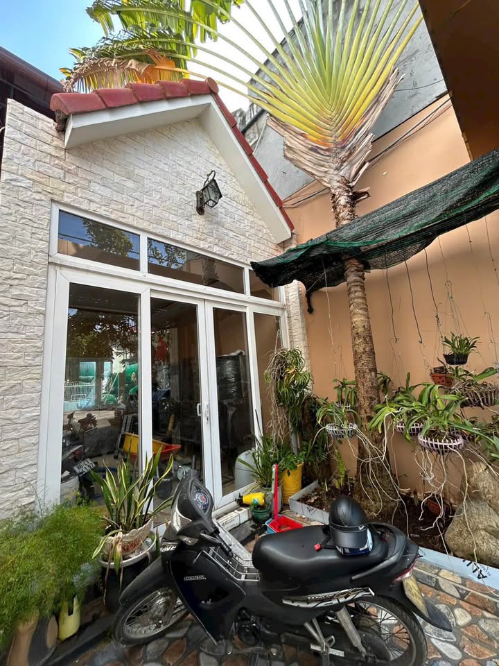 Nhà Mặt Tiền Lê Trọng Tấn Phan Thiết 135m² - Kinh Doanh Đắc Lợi