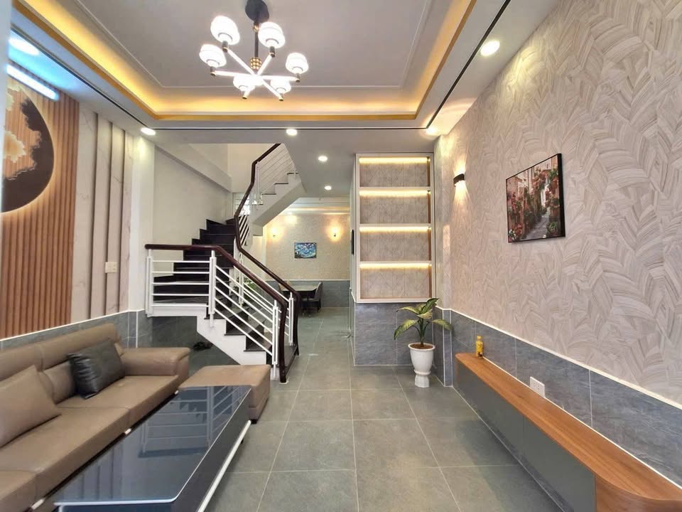 Nhà Phố An Phú Đông Quận 12 - 40m² - 3.95 Tỷ - Tặng Full Nội Thất