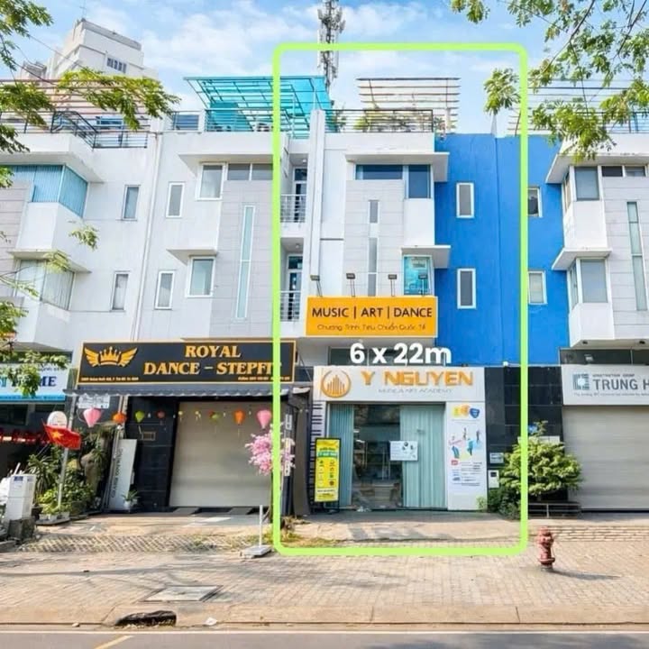 Nhà 4 Tầng Mặt Tiền 98 Hoàng Quốc Việt, Q7 - 132m² - Kinh Doanh Đỉnh Cao