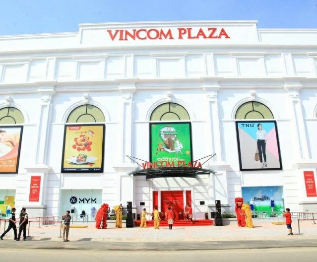 Bán Nhà 3 Tầng Mặt Tiền 8m Cạnh Vincom Tuyên Quang - 160m²