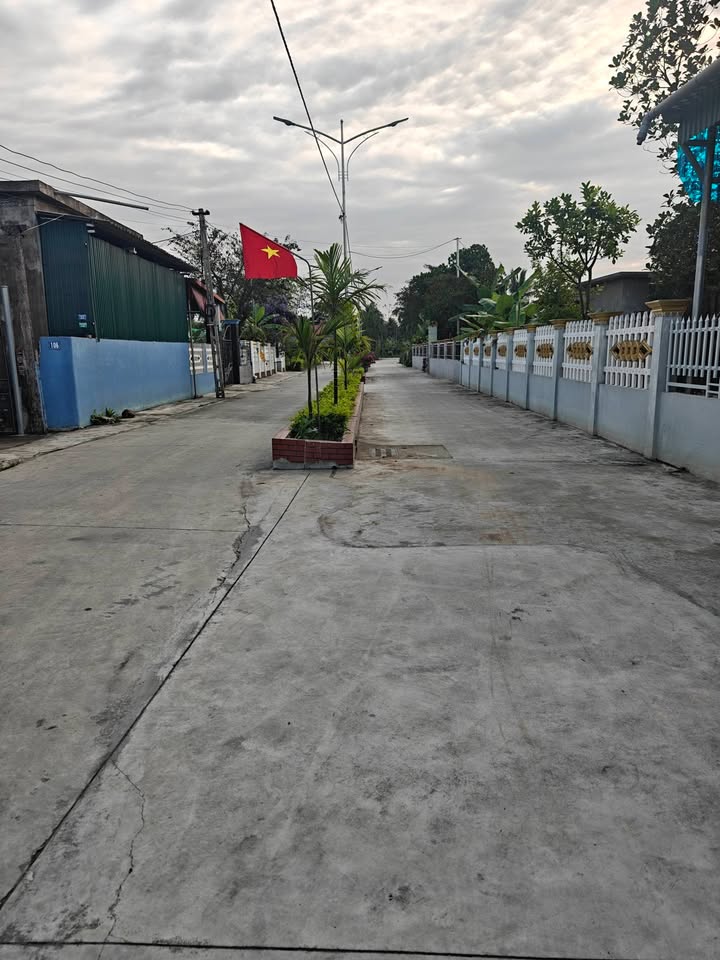 Bán Đất Thổ Cư 274m² Nông Cống - Sổ Đỏ Rõ Ràng, Giá 1.05 Tỷ