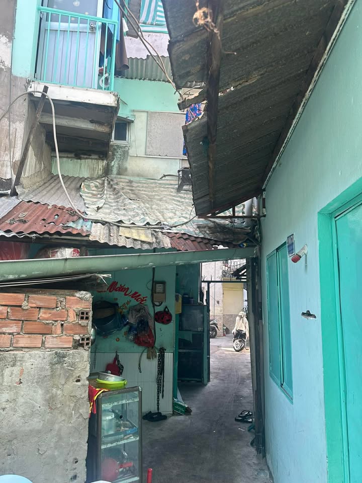 Nhà 15m² Nguyễn Văn Luông, Quận 6 - Giá 1.9 Tỷ, Sẵn Sàng Ở Ngay!