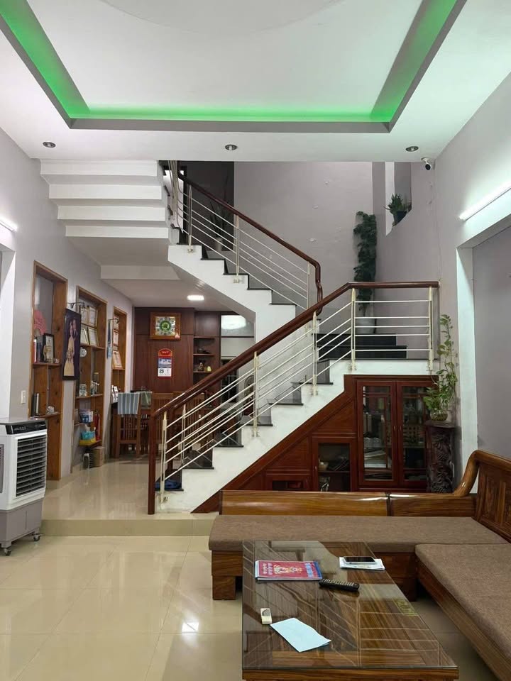 Nhà 2 Tầng Lê Thiệt Liên Chiểu - 72m² Kinh Doanh Sầm Uất, Giá 6.2 Tỷ