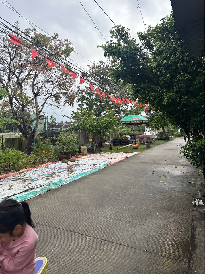 Đất Lô Góc Nguyễn Trãi, Quảng Ngãi - 80m² Giá Tốt, Sẵn Xây Nhà