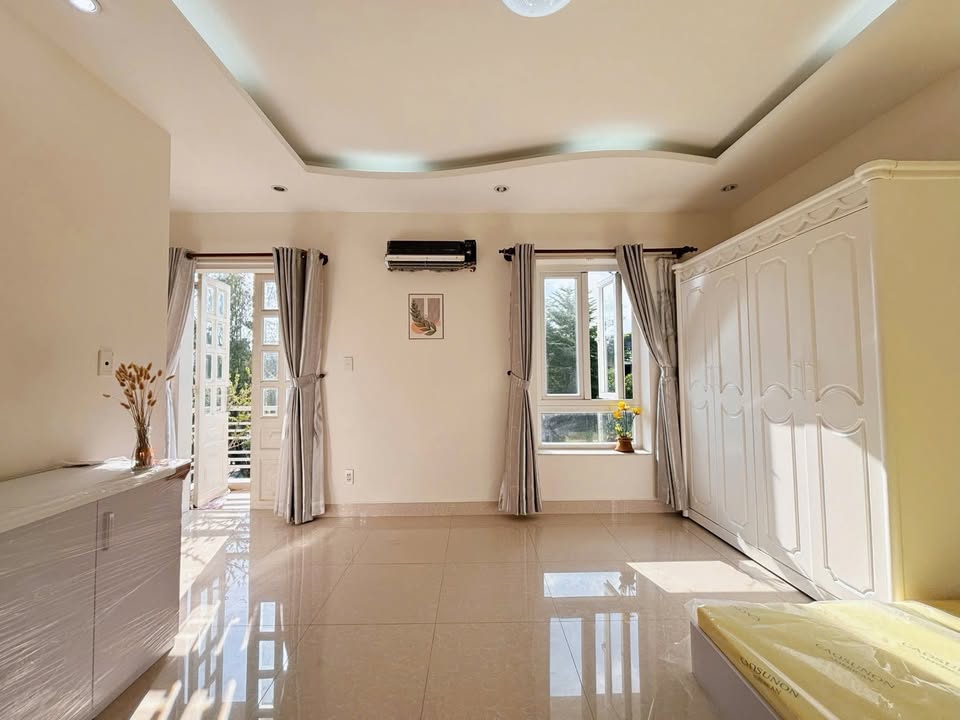 Cho thuê Căn hộ ban công xinh Quận 7 - Nội thất đủ sẵn sàng