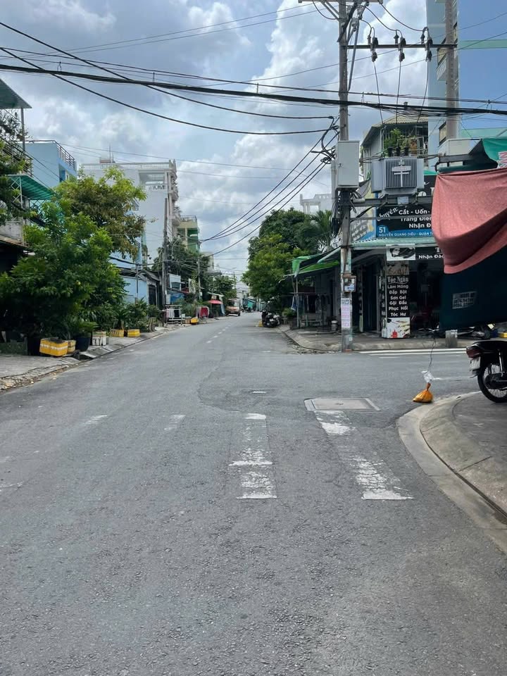 Nhà Mặt Tiền KD Nguyễn Quang Diêu, Tân Phú - 116m² - 12.9 Tỷ - Sẵn Sàng Xây Mới