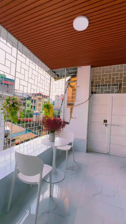 Căn hộ tập thể Chùa Bộc 90m² - 3PN, full nội thất, ở ngay!