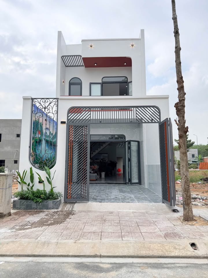 Nhà 3PN 100m² Full Nội Thất Giá 2.82 Tỷ - Nhà Ở Hội Nghĩa, Q12