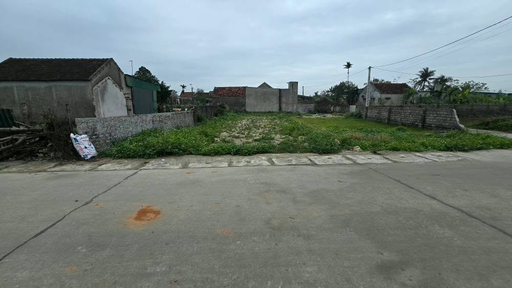 Đất Nền 176m² Diễn Châu - Sổ Hồng Full Thổ Cư, Gần Tiện Ích Xã