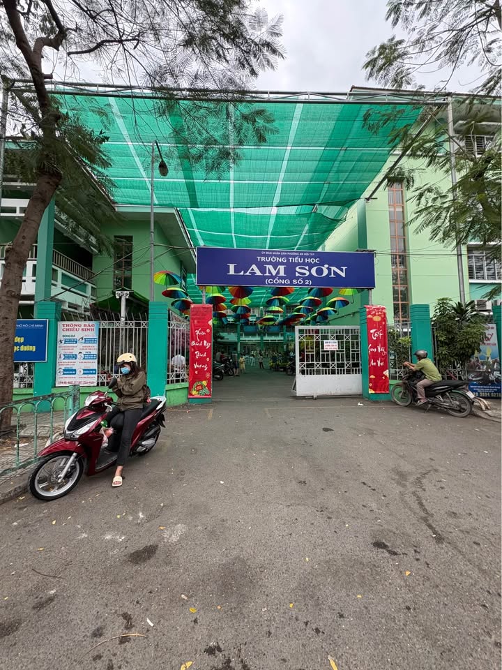 Nhà 3 Tầng Gò Vấp 12m² Giá 1.x Tỷ - Sổ Riêng, Sẵn Sàng Ở Ngay