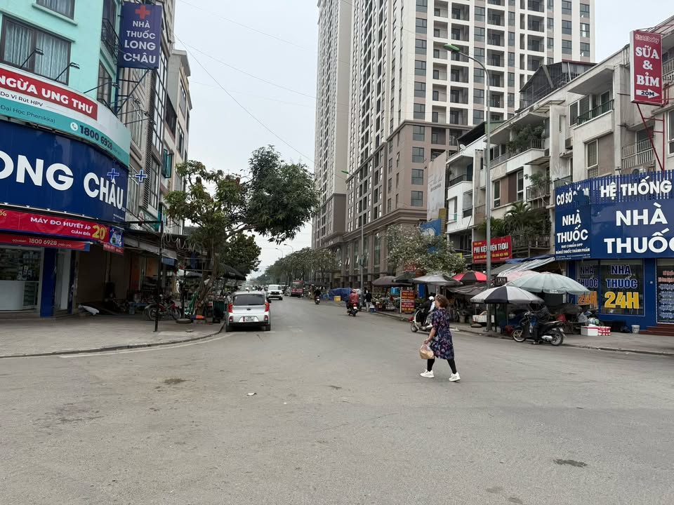 Nhà Mặt Tiền Kinh Doanh 50m² Phường La Khê, Hà Đông - Giá Tốt