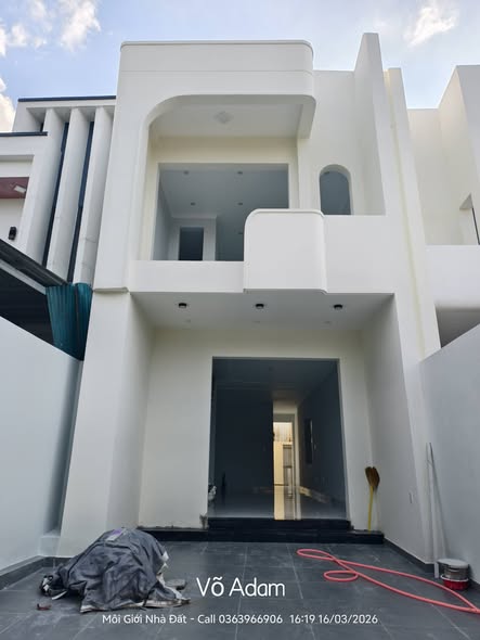 Nhà 2 Mặt Tiền 100m² Phú Mỹ, TDM - Giá 3.38 Tỷ, Sẵn Sàng Ở Ngay