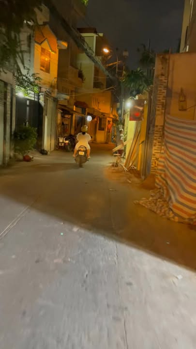 Nhà Góc Lạc Long Quân Tân Bình 57m² - Full Nội Thất, Sẵn Sàng Ở Ngay!