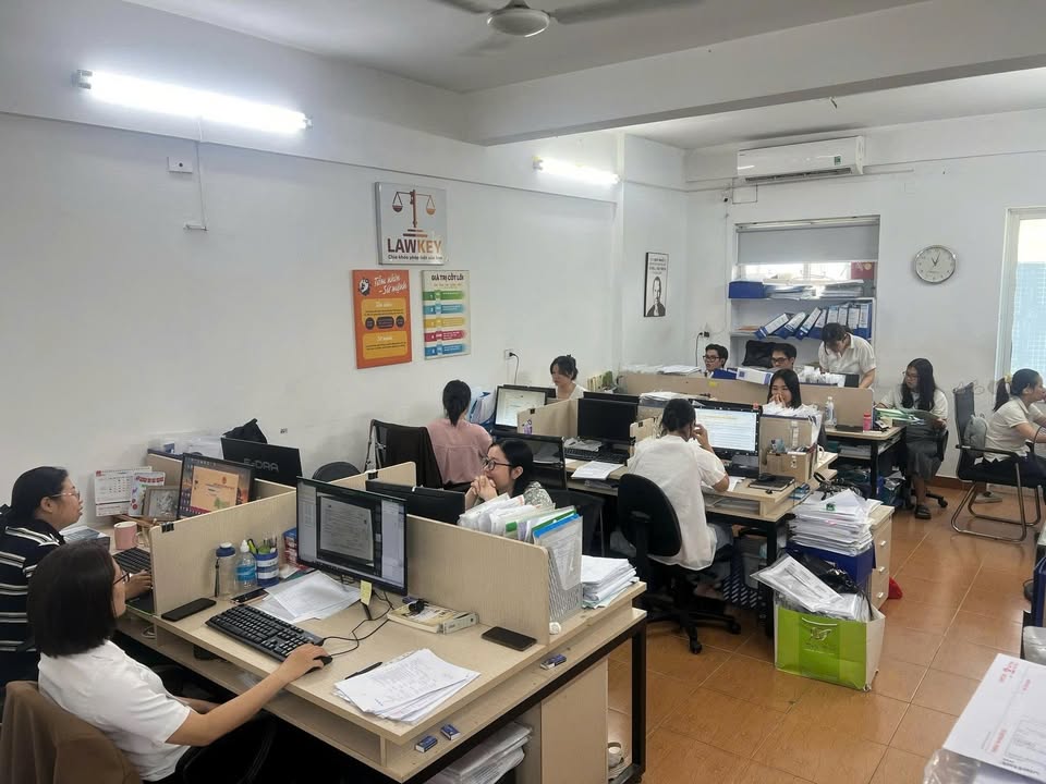 Văn phòng 70m² tại B10B Nam Trung Yên, Cầu Giấy - Giá 10 Triệu/Tháng