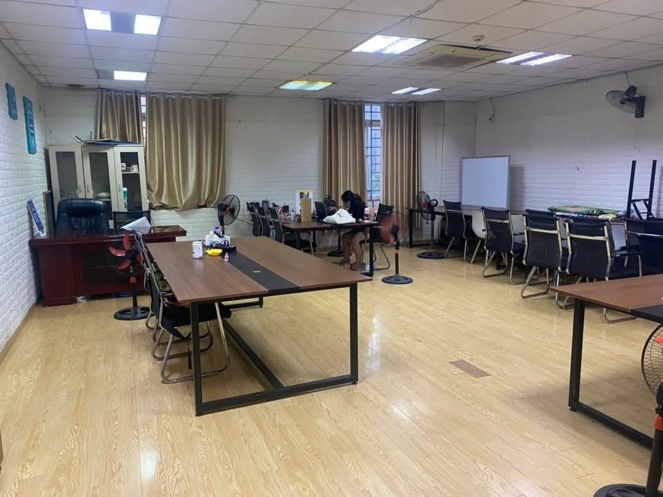 Cho thuê Sàn Văn phòng 80m² Ngô Thì Nhậm, Hà Đông - Sẵn sàng nhận việc!