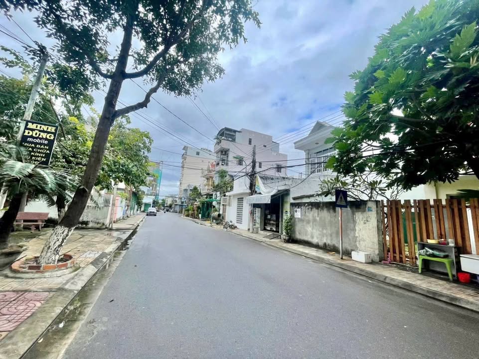 Đất Vàng Mặt Tiền Phạm Ngọc Thạch Nha Trang 2025m² - Kinh Doanh Đỉnh Cao
