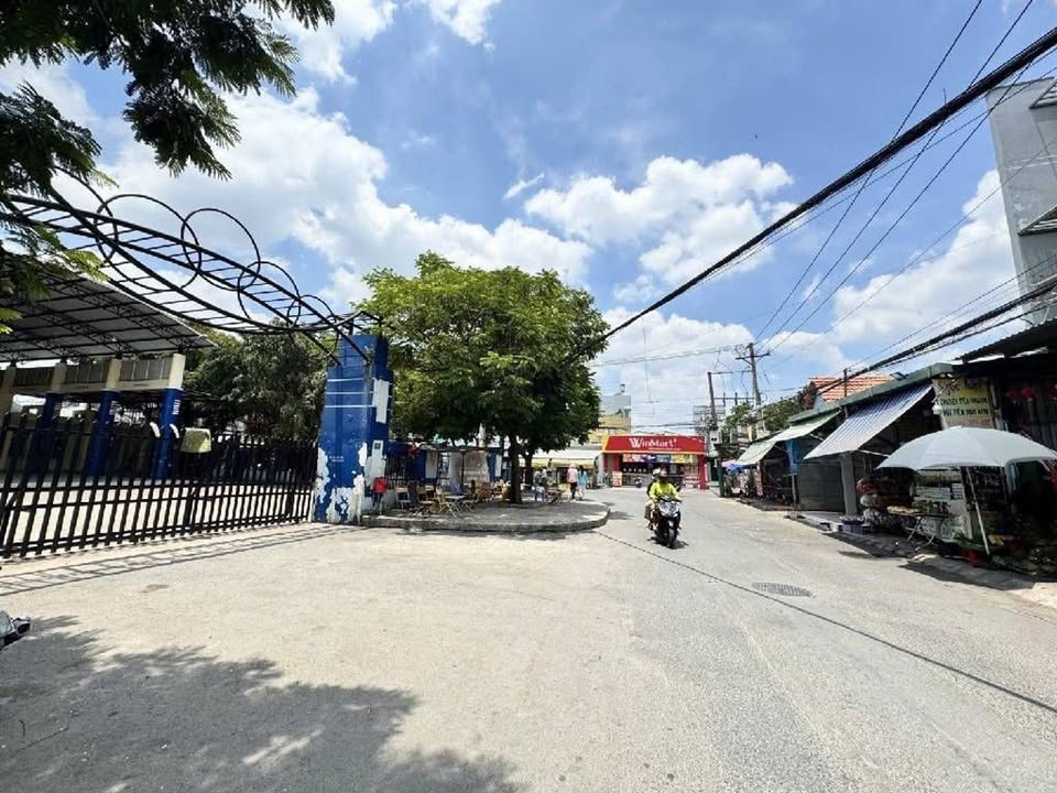 Đất nền Phú Hồng Thịnh 10 Dĩ An 80m² Sổ hồng riêng - Giá 4.7 tỷ